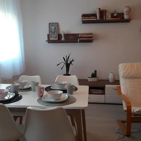 Liliom With Free Parking Space Appartement Budapest